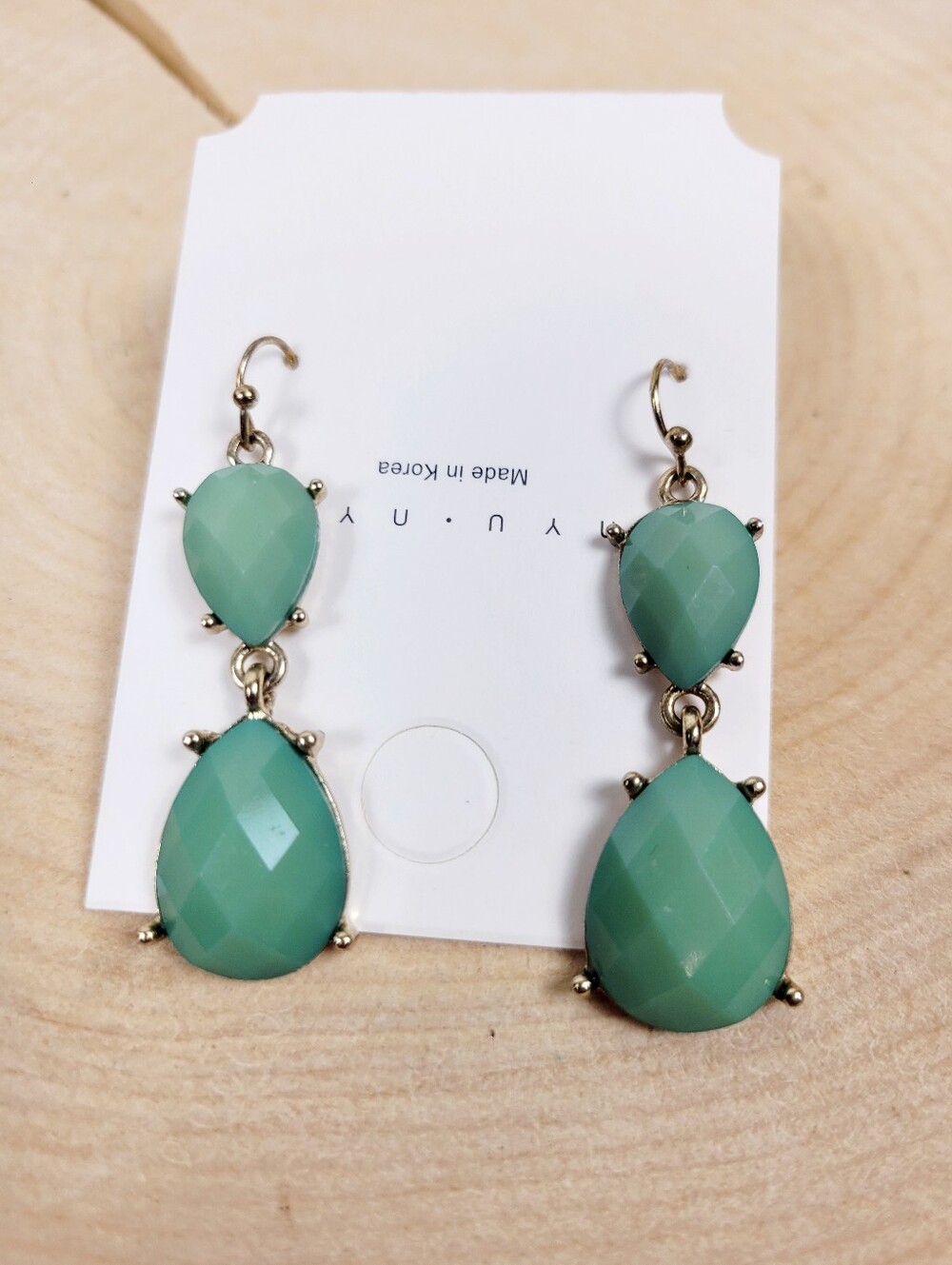 Brand New Gold Tone Green Double Drop Dangle Earrings